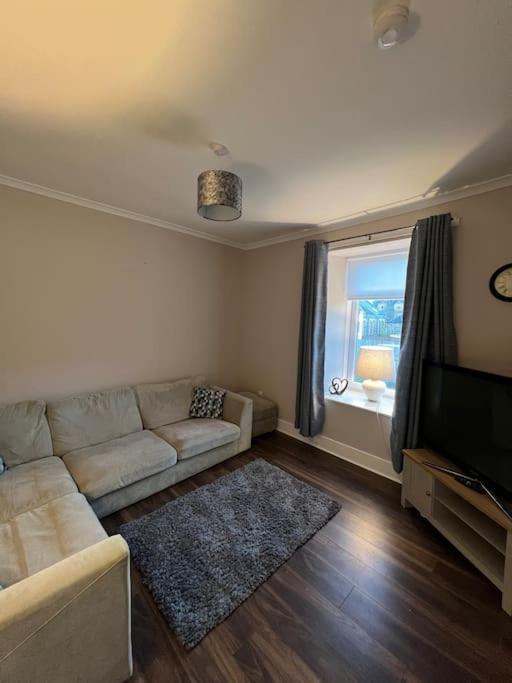 Newly Refurbished Flat -